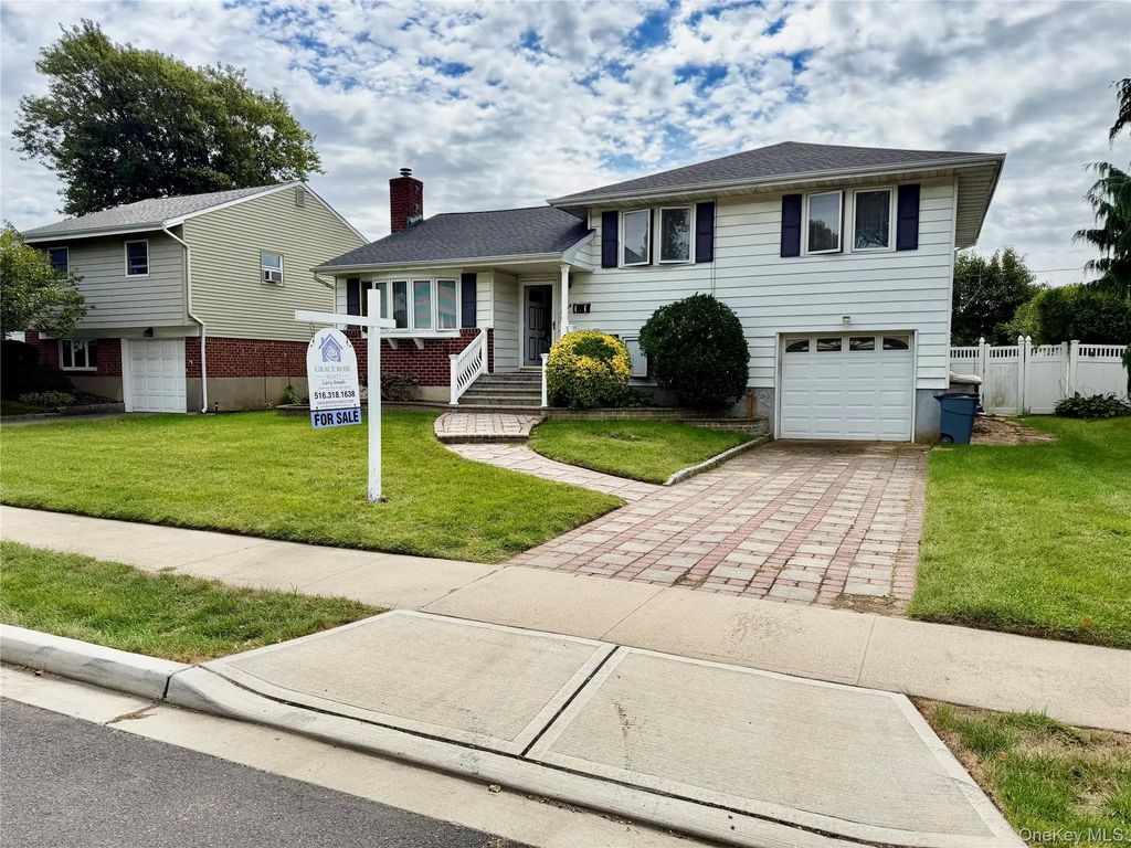3938 Bernice Road, Seaford