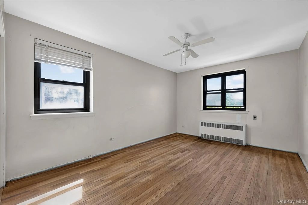 87-19 204th Street # A61, Hollis Hills