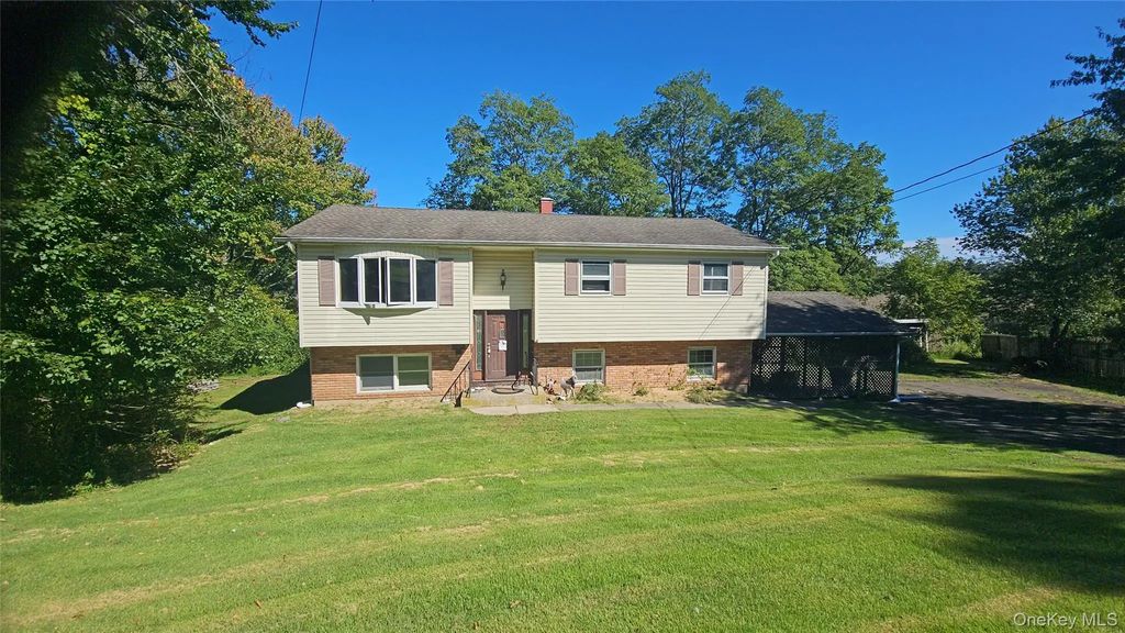 6 Glen Court, Congers
