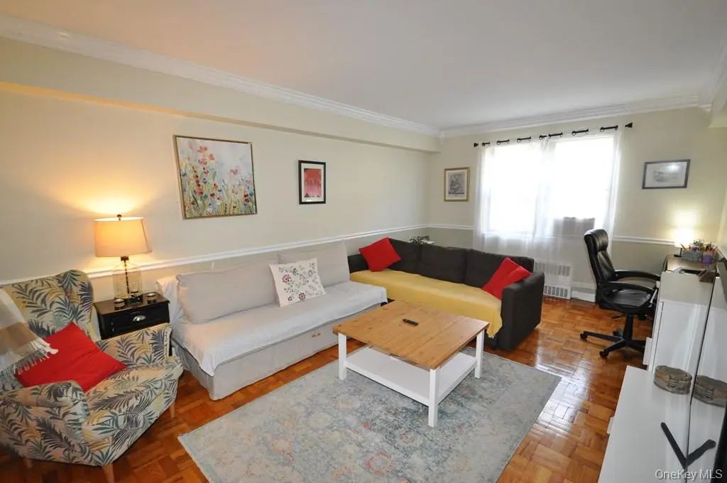 142 Garth Road # 1c, Scarsdale