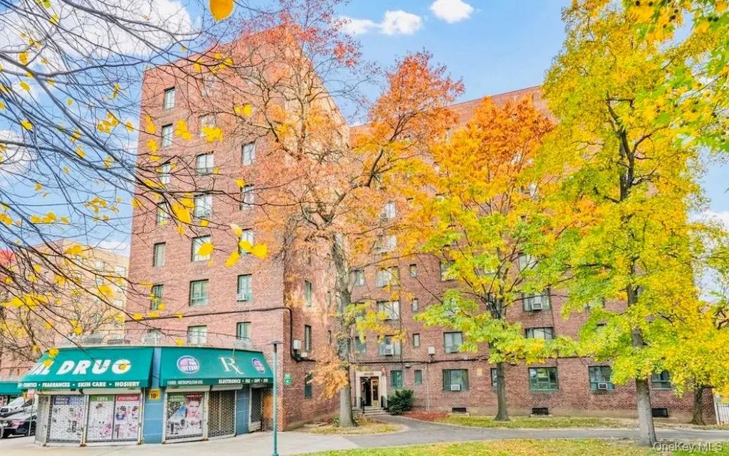 1504 Metropolitan Avenue # 4h, Bronx