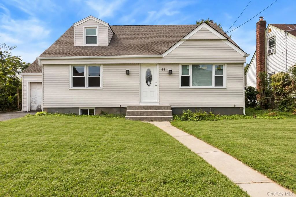 48 Milburn Avenue, Hempstead