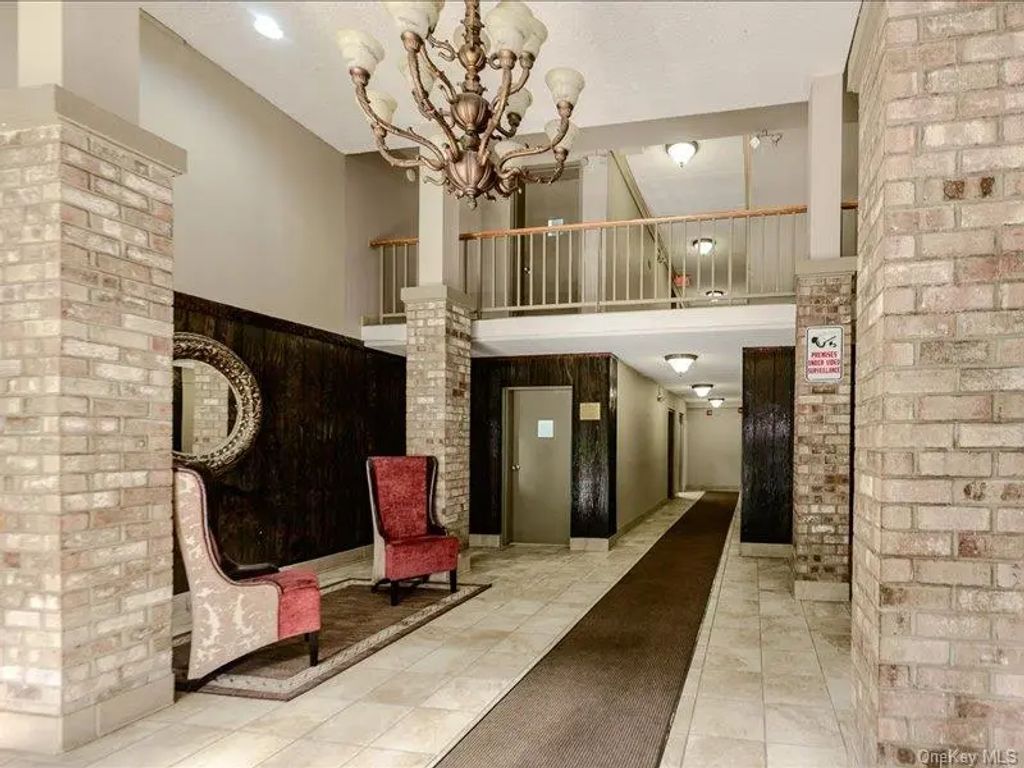 687 Bronx River Road # 1d, Yonkers