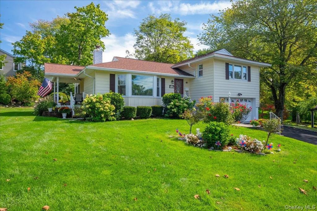 26 Rose Street, White Plains