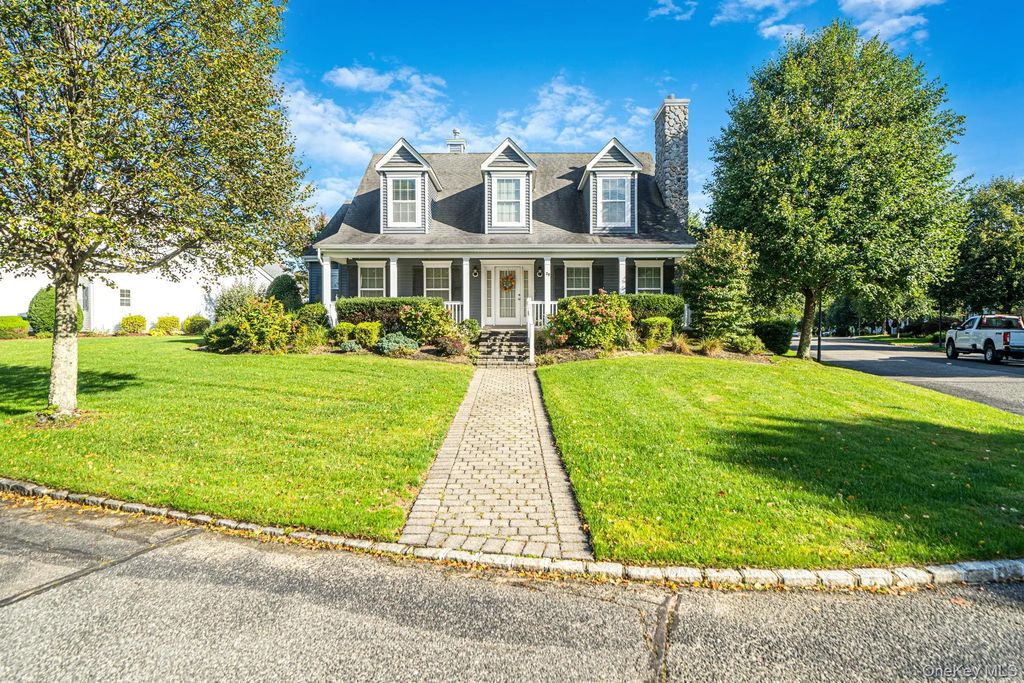 29 Golden Spruce Drive, Calverton