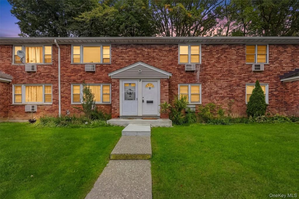 1668 Route 9 # 3h, Wappingers Falls