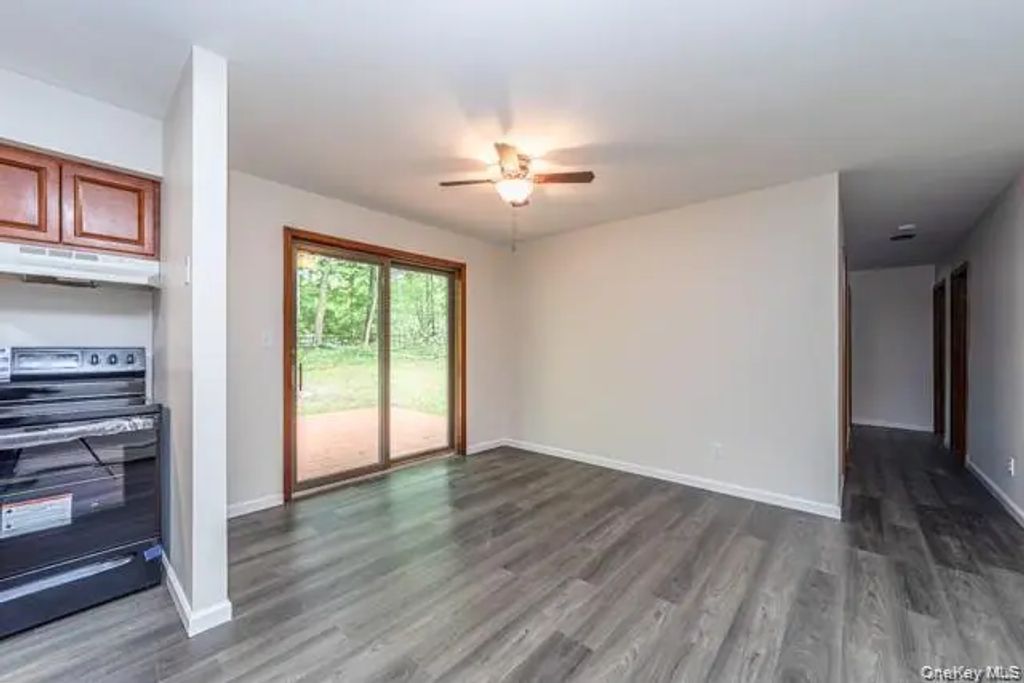 40 Pine Lane, Pine Bush