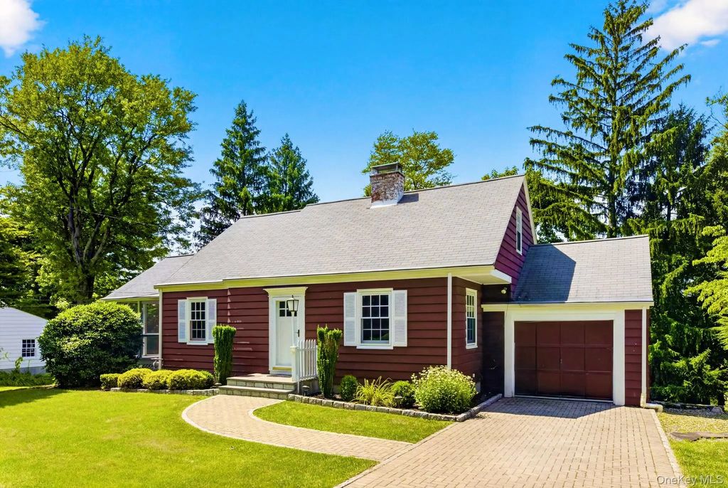 17 Pleasant View Avenue, Beacon