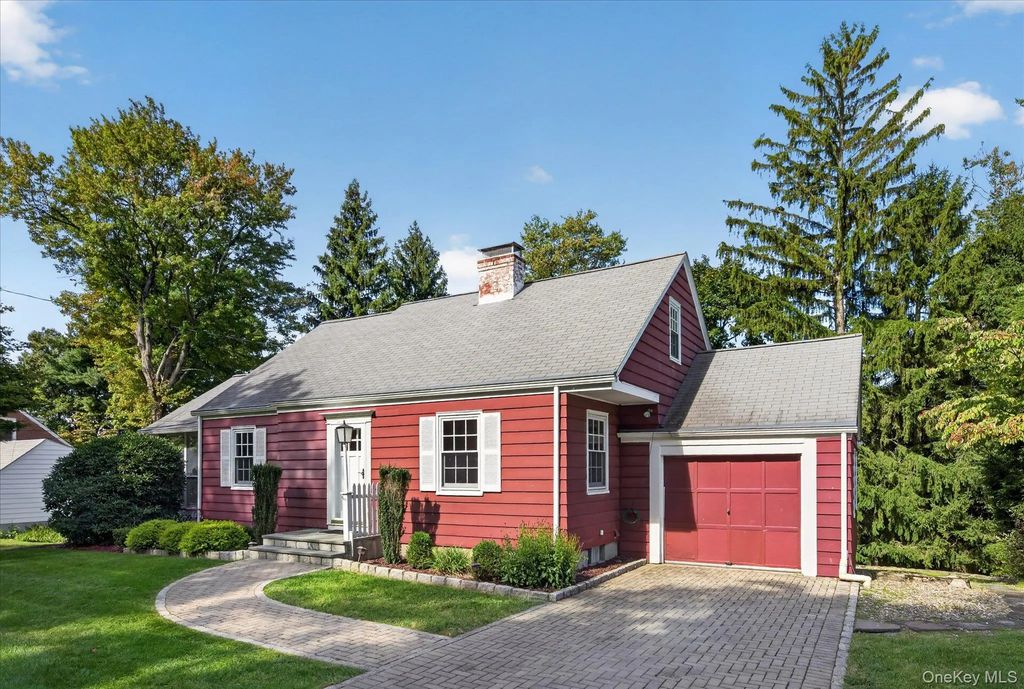 17 Pleasant View Avenue, Beacon