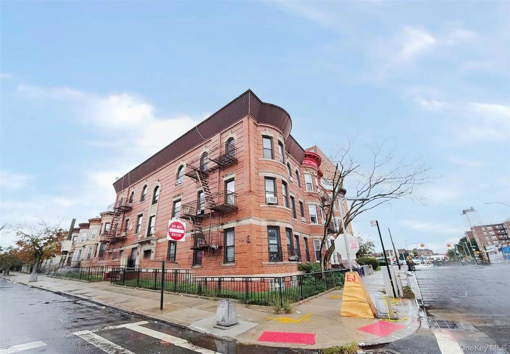 215 Bay 23rd Street # 2a, Brooklyn