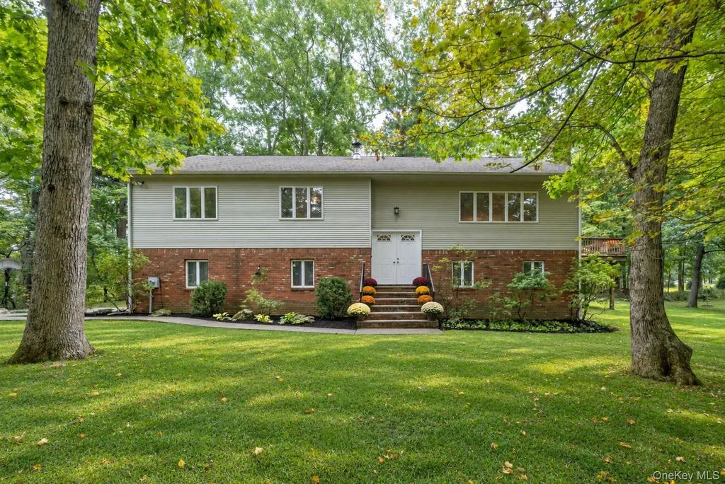 116 Stanwood Road, Bedford Corners