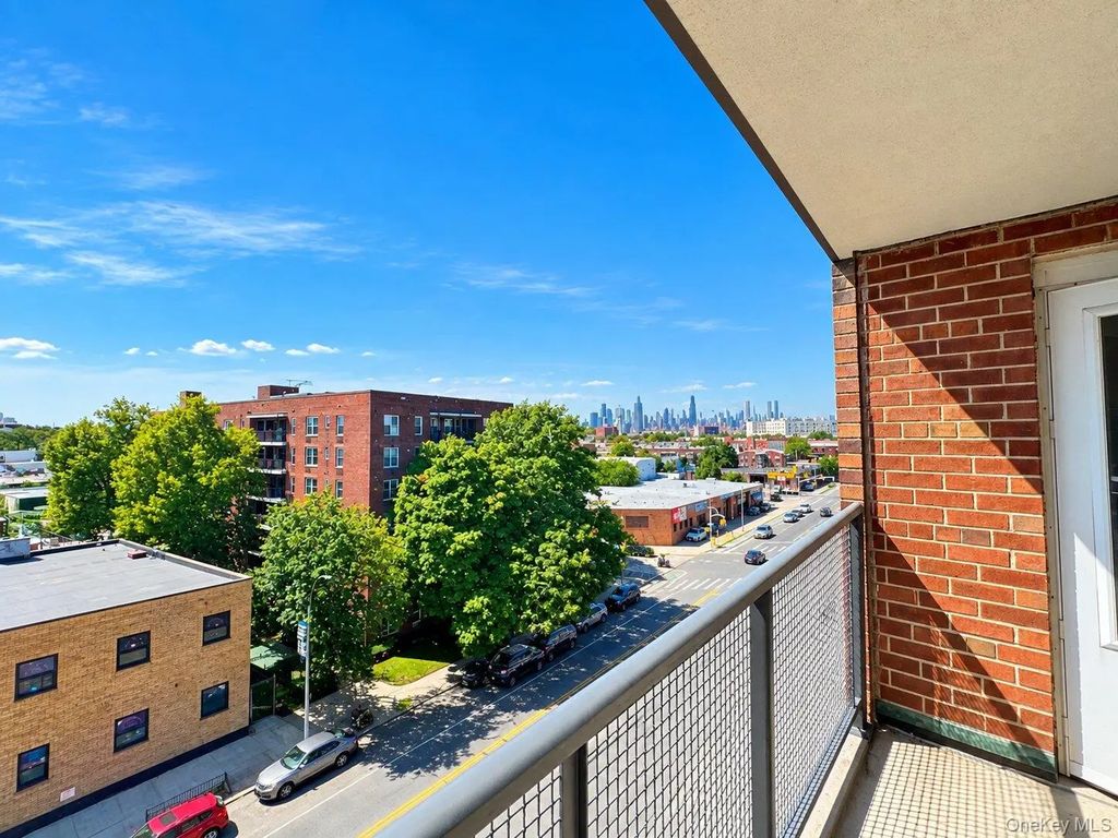 60-11 Broadway # 6u, Woodside