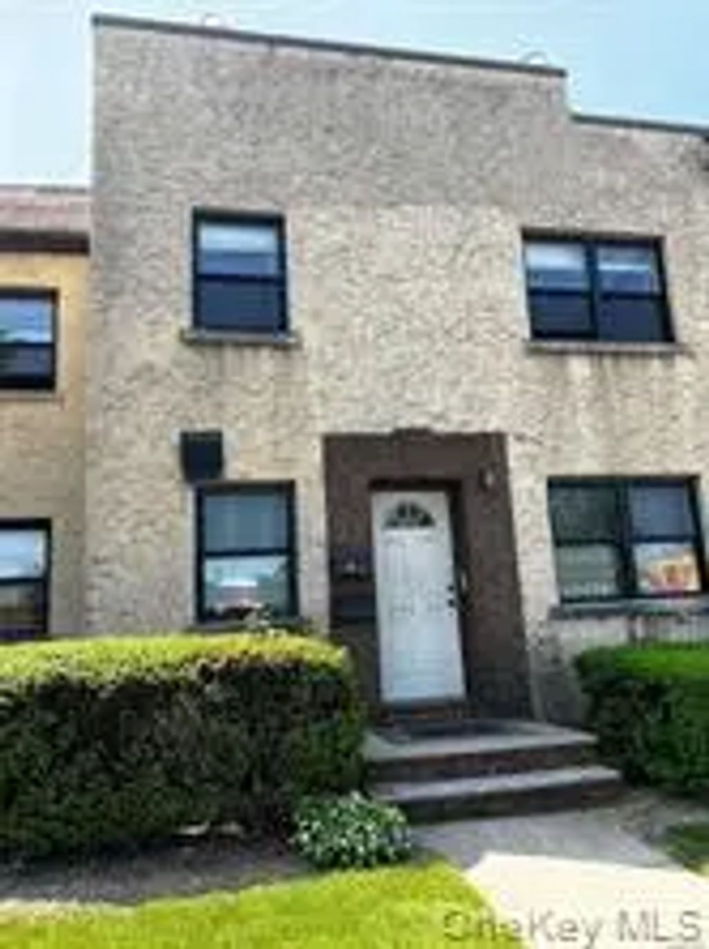 256-04 Hillside Avenue # 1st Fl, Floral Park