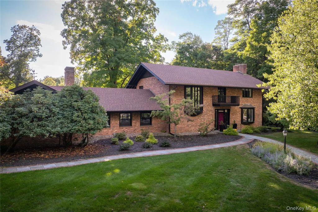 3 Gus Siko Road, Poughkeepsie