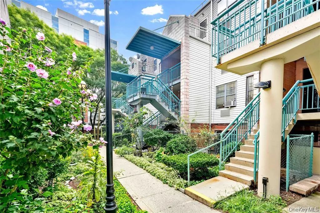 527 E 156th Street # 67d, Bronx
