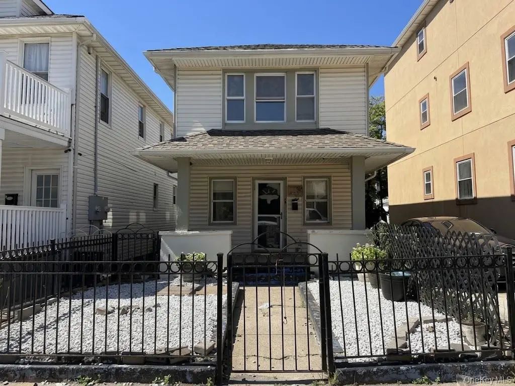 149 Beach 27th Street, Far Rockaway