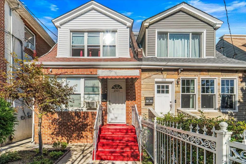 2507 Humphreys Street, East Elmhurst
