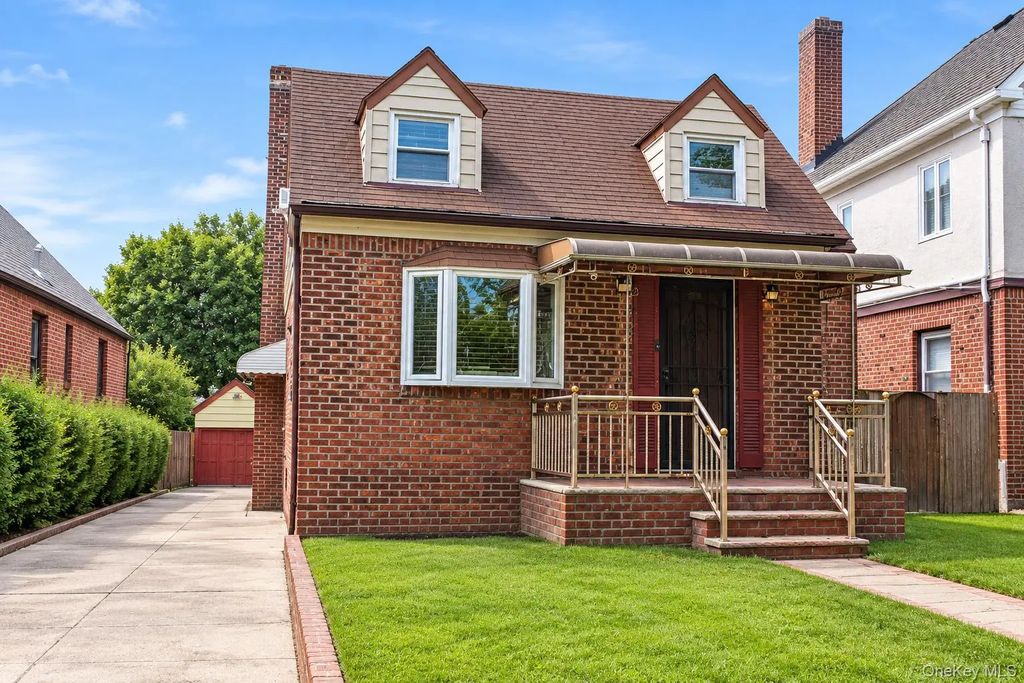21422 Whitehall Terrace, Queens Village