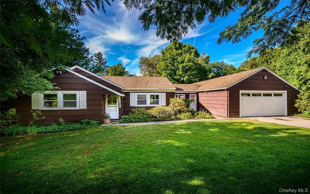 9 Ryder Avenue, Briarcliff Manor