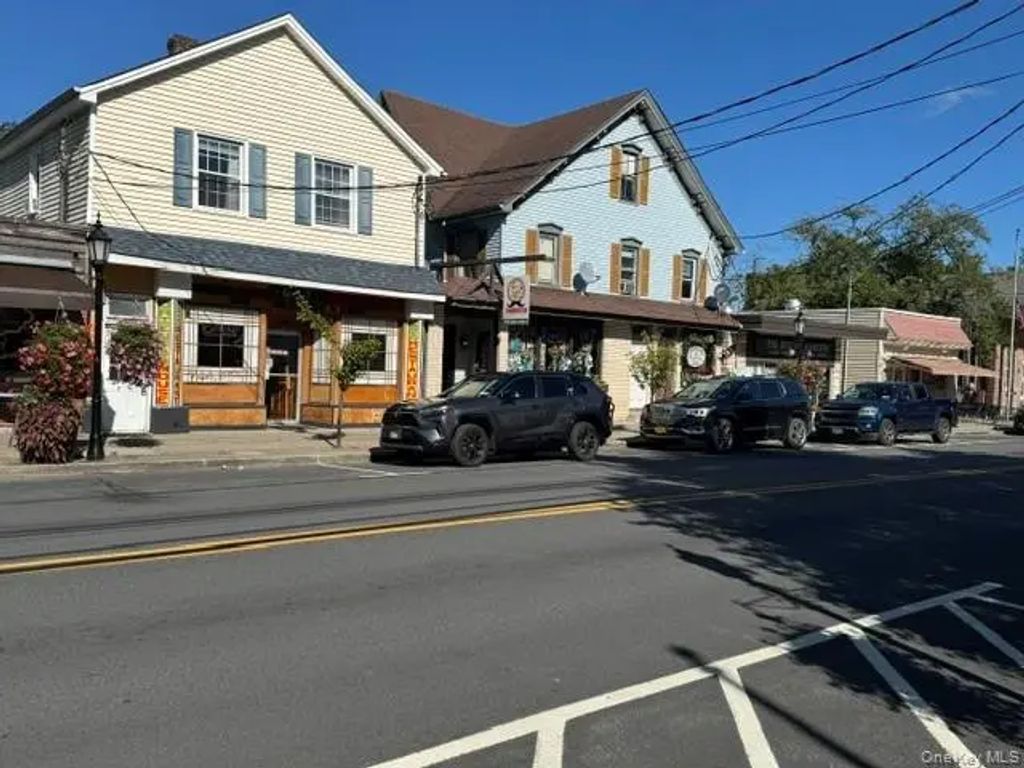 78 Main Street # Second Floor Rear Unit, Pine Bush