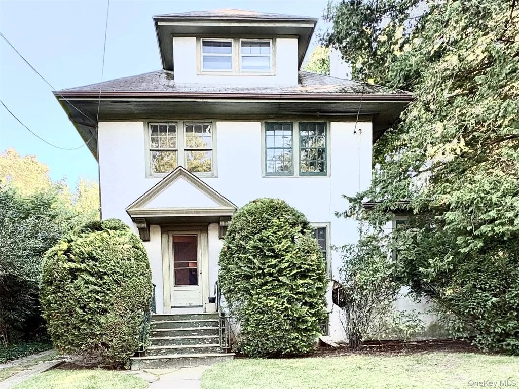 236 Arleigh Road, Little Neck