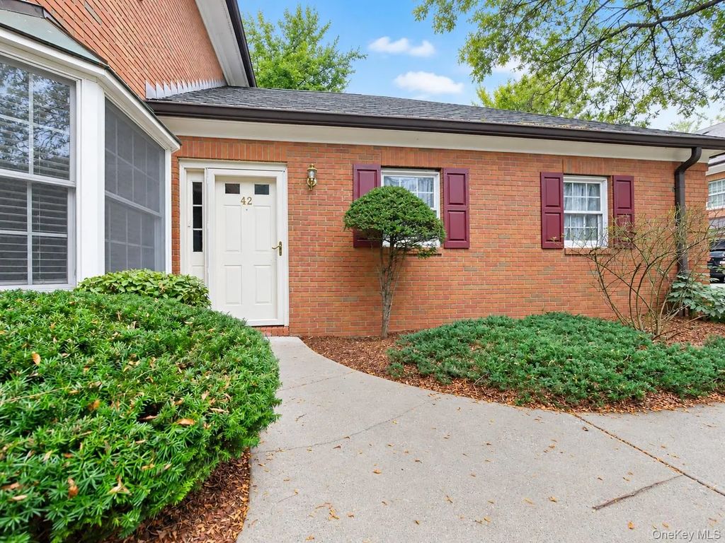 42 Westbrook Road, Newburgh