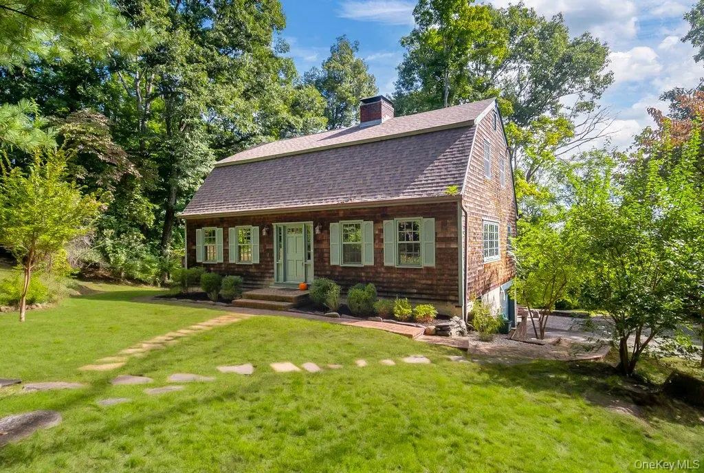 57 Forest View Road, Wappingers Falls