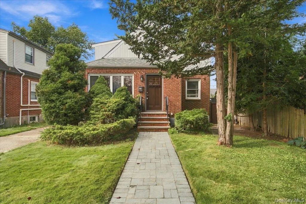 973 N 3rd Street, New Hyde Park