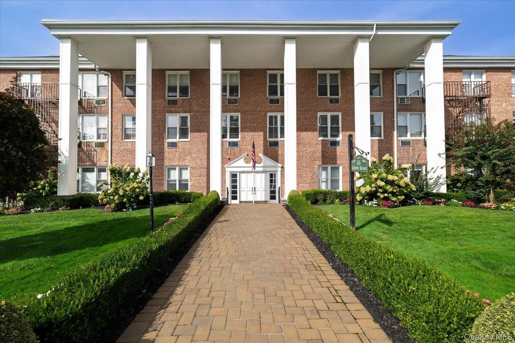 55 Lenox Road # 1-k, Rockville Centre