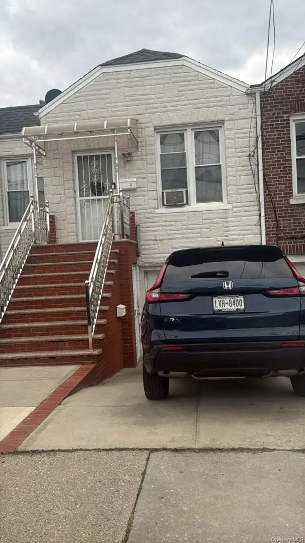 84-60 Little Neck Pkwy # 1, Floral Park
