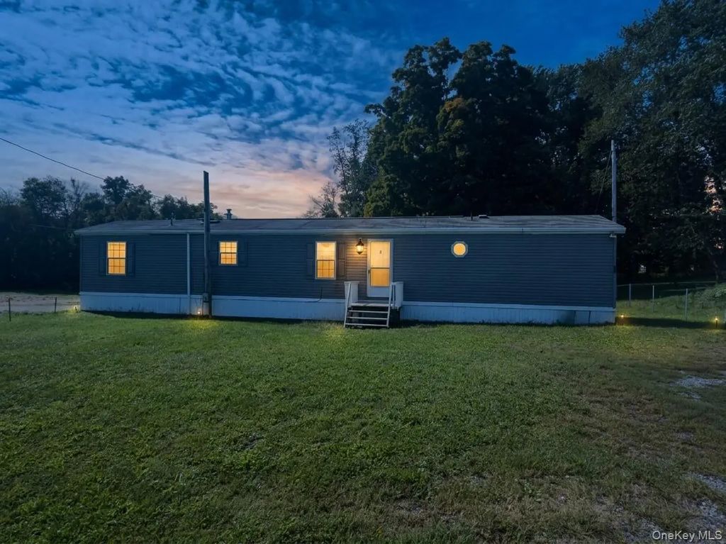 16 Delellas Lane, Port Jervis