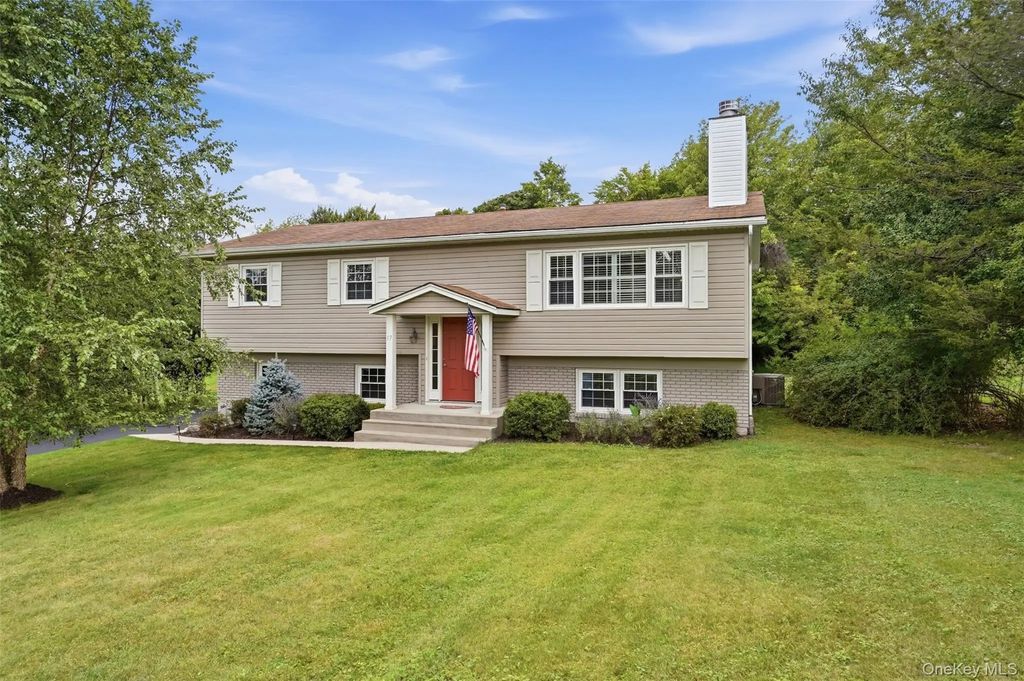 17 High Hill Avenue, Warwick