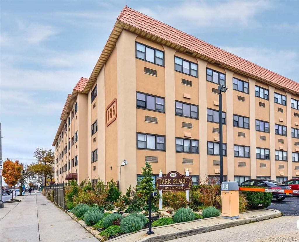 185 W Park Avenue # 200, Long Beach
