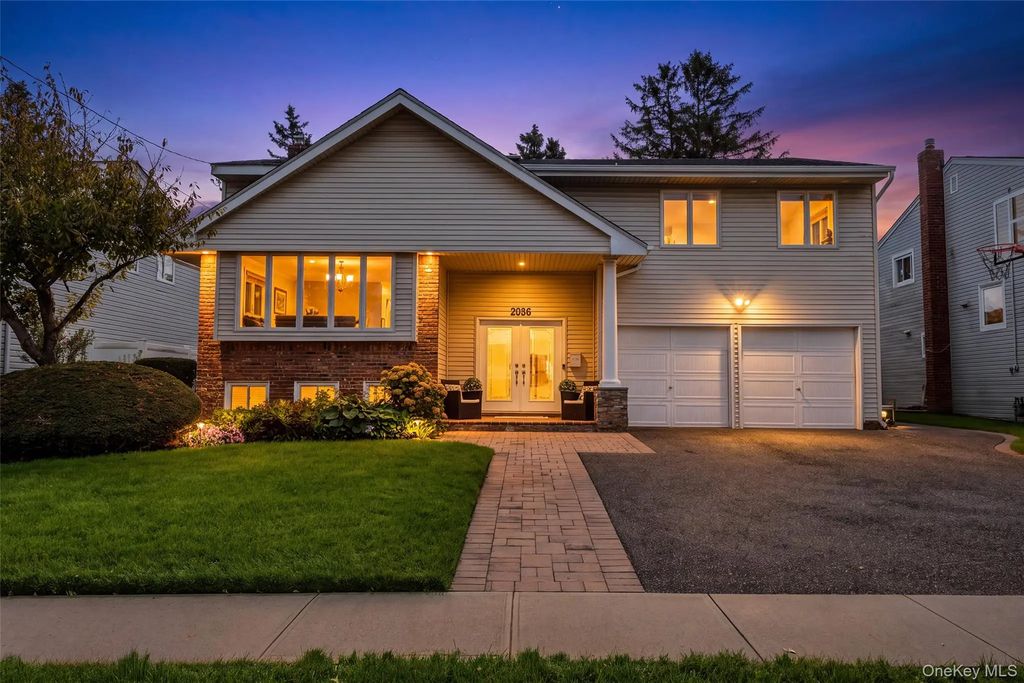 2056 Ellen Drive, Merrick