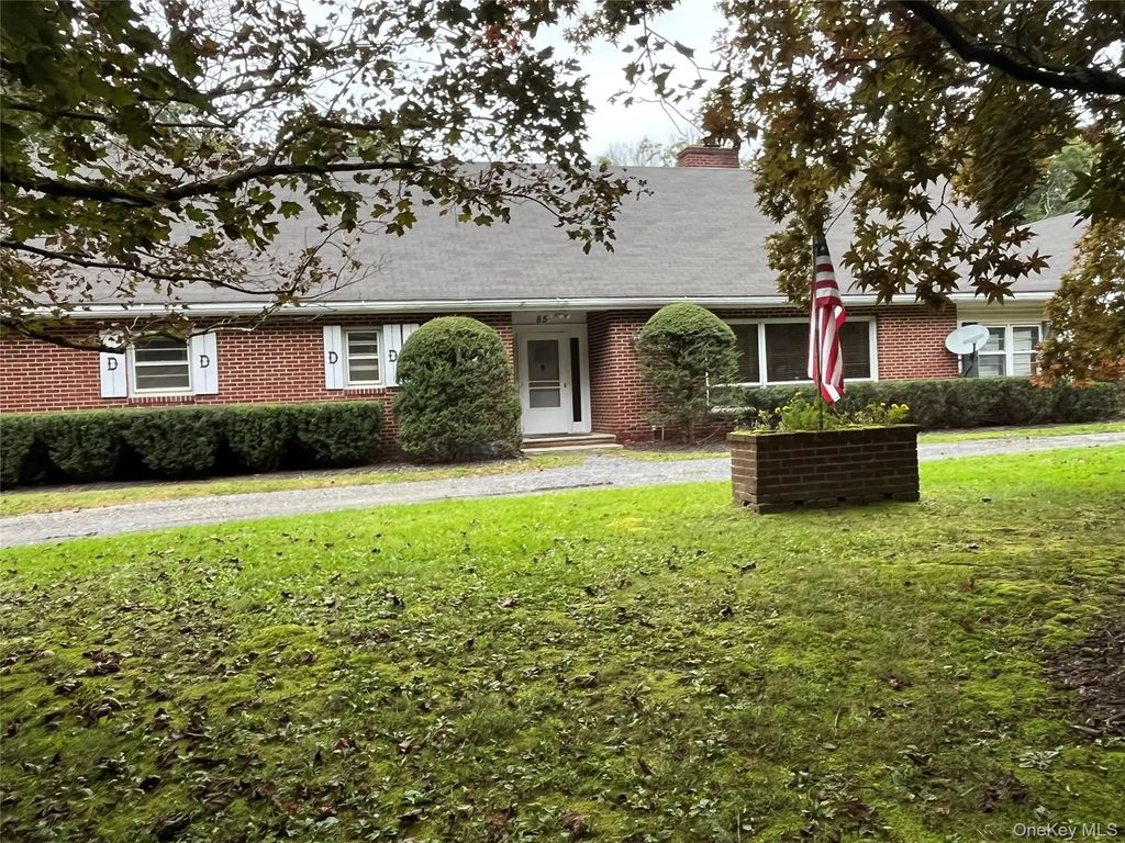 85 Daniele, Millbrook