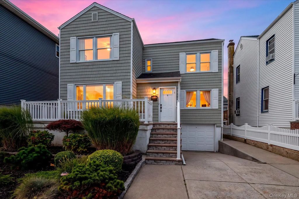 7 Vinton Street, Long Beach