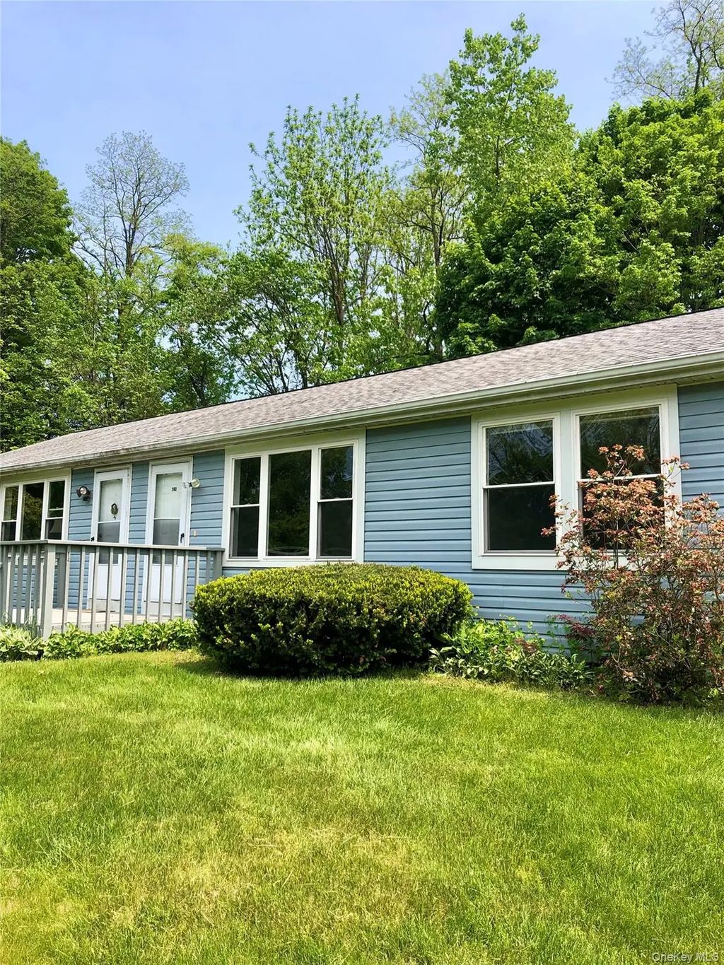 242 Peekskill Hollow Road, Putnam Valley