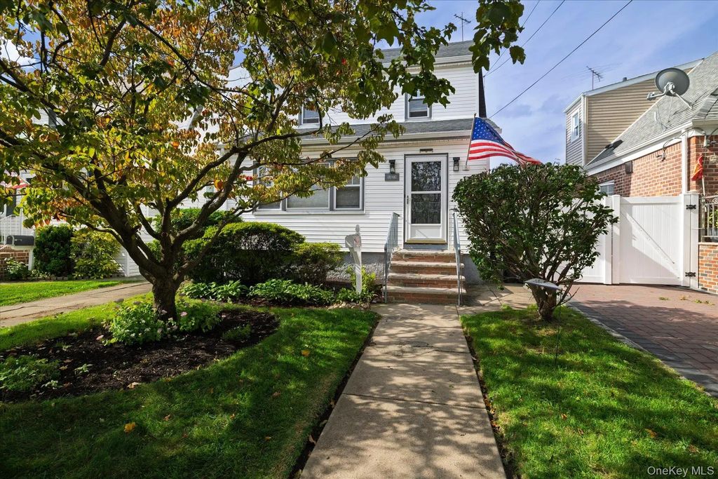 9024 218th Street, Queens Village