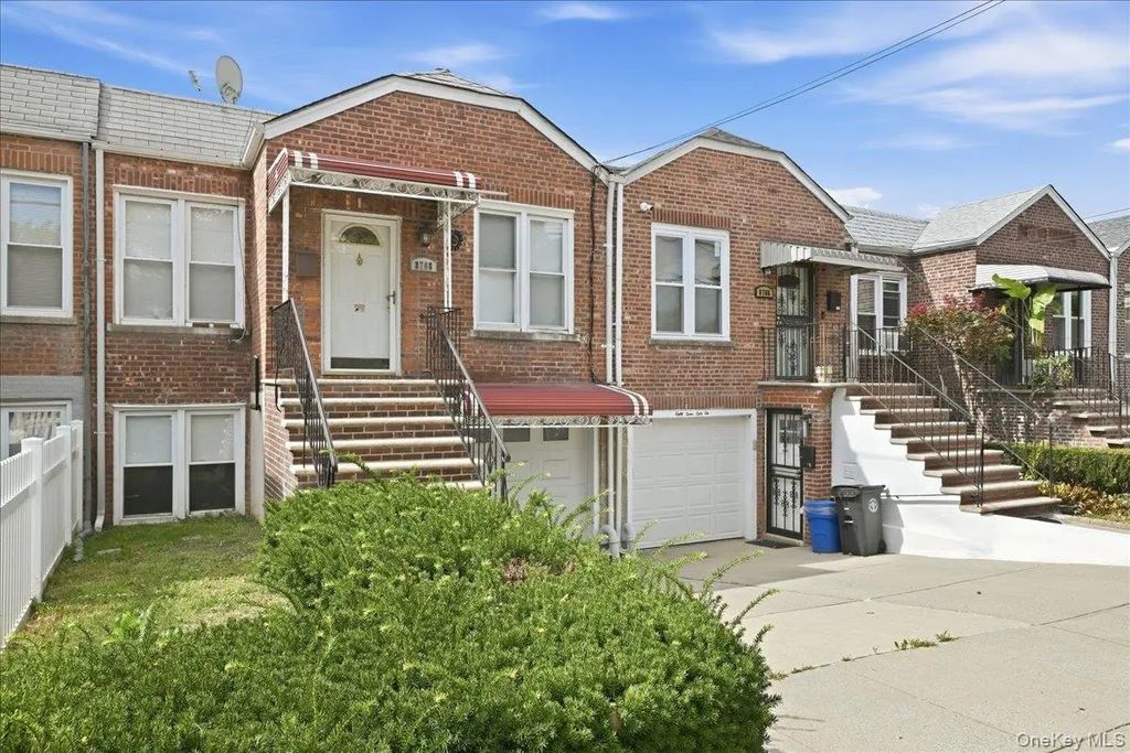 87-68 Little Neck Parkway, Floral Park