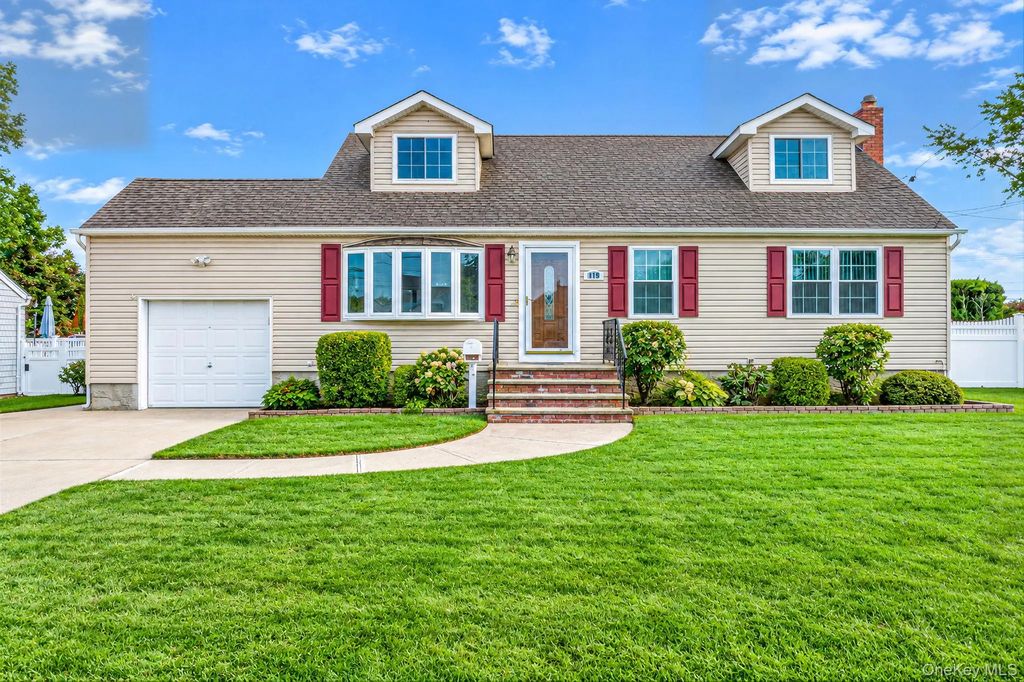 719 3rd Street, West Babylon