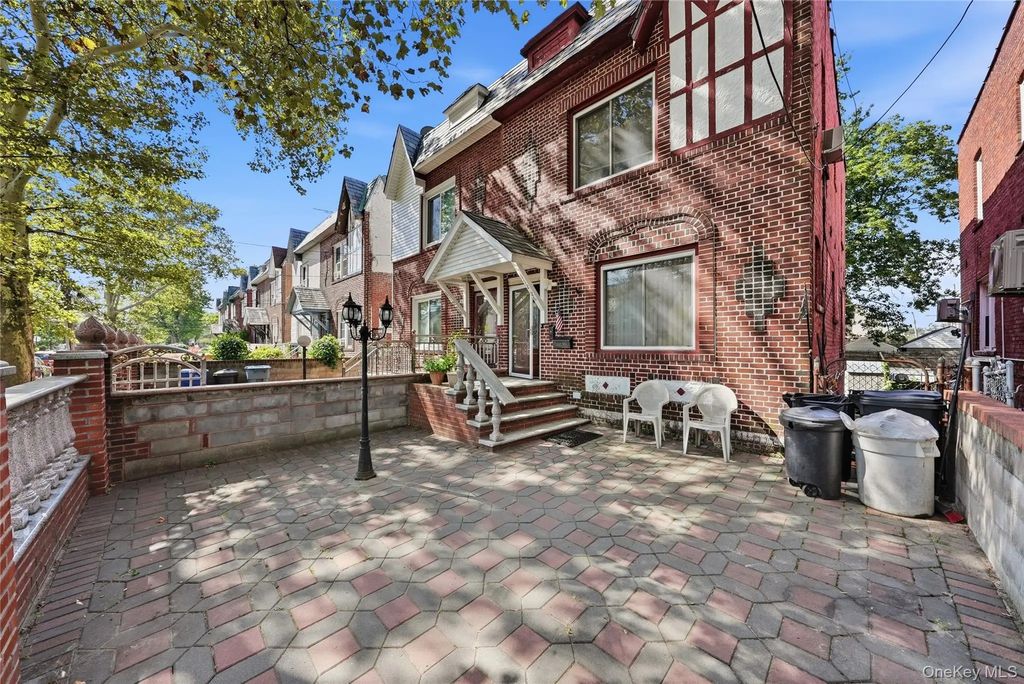 11226 197th Street, Saint Albans