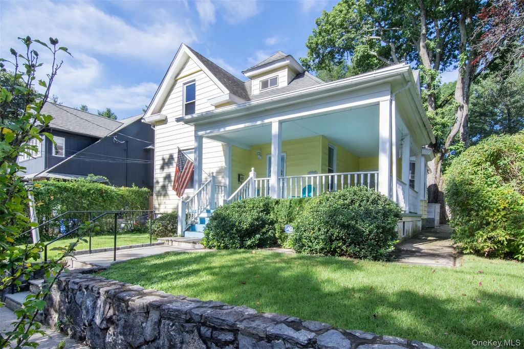 79 Southgate Avenue, Hastings-on-Hudson