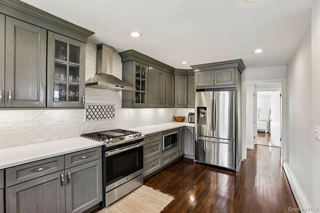 76 Highfield Avenue, Port Washington