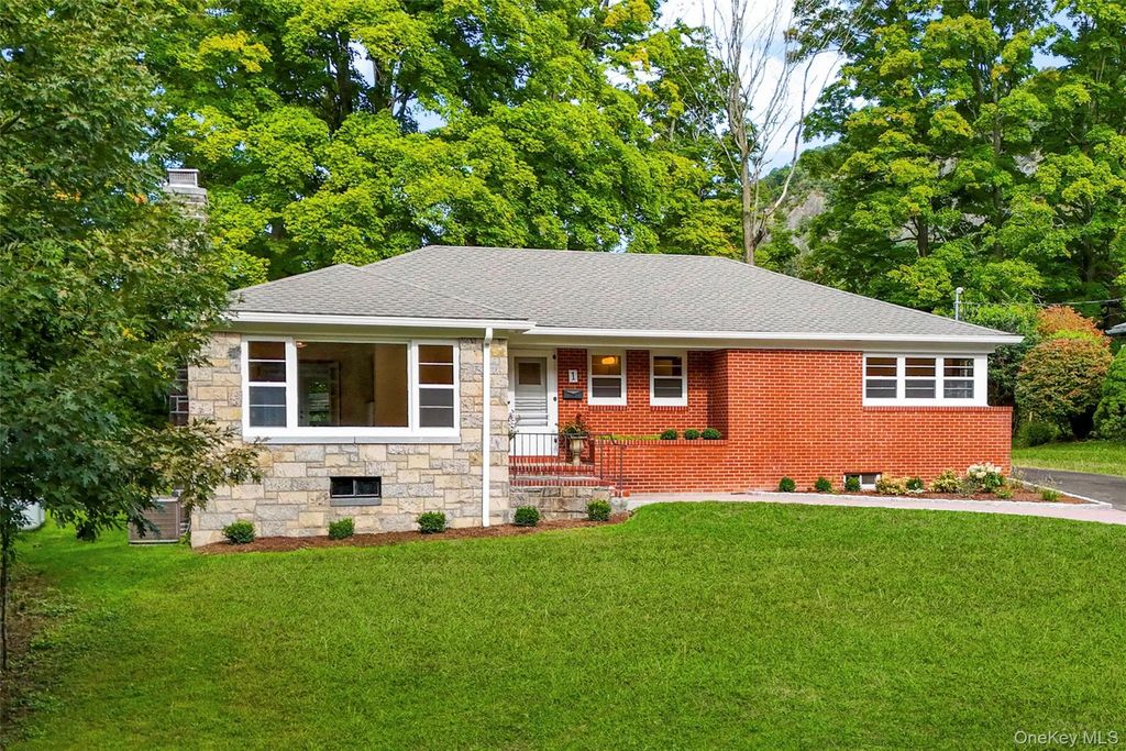 1 Craigside Drive, Cold Spring
