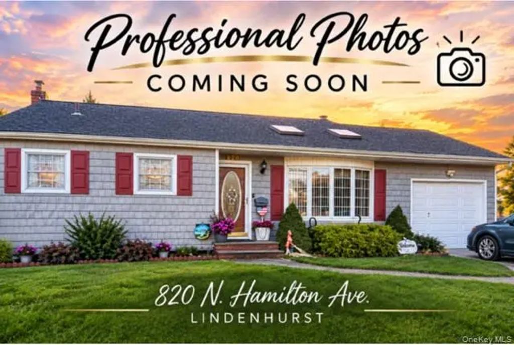 820 N Hamilton Avenue, Lindenhurst