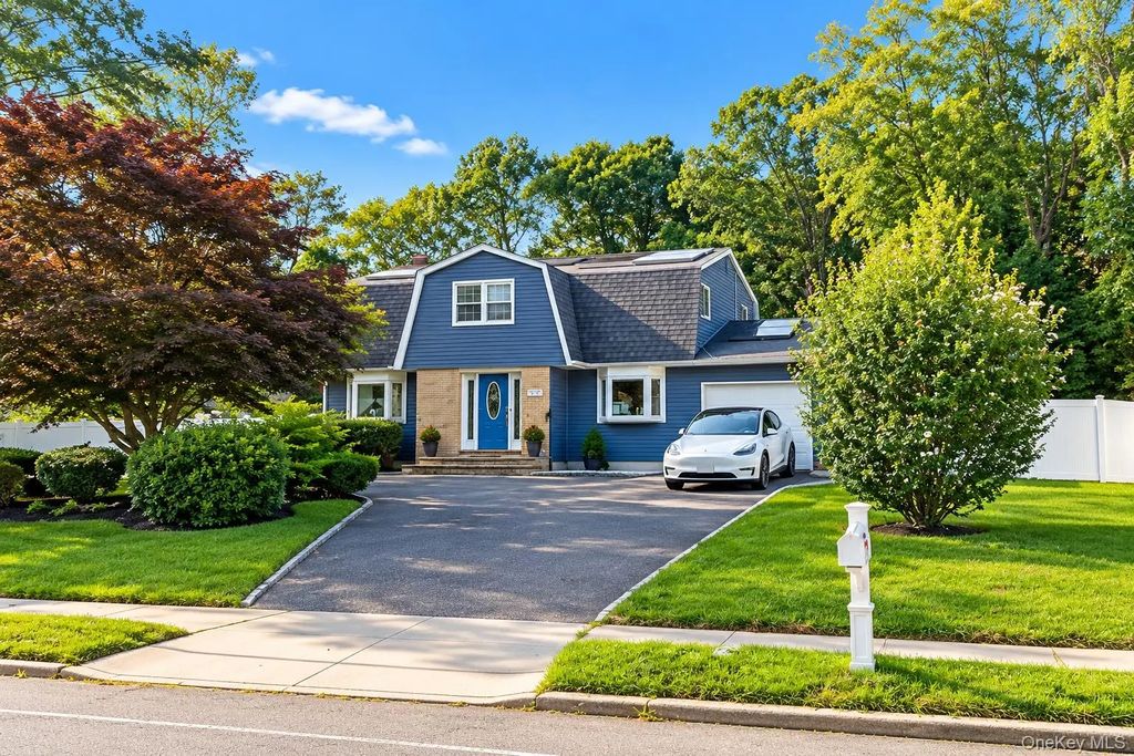 815 Expressway Drive N, Medford