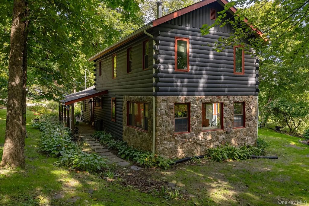 80 Bear Hill Road, Patterson