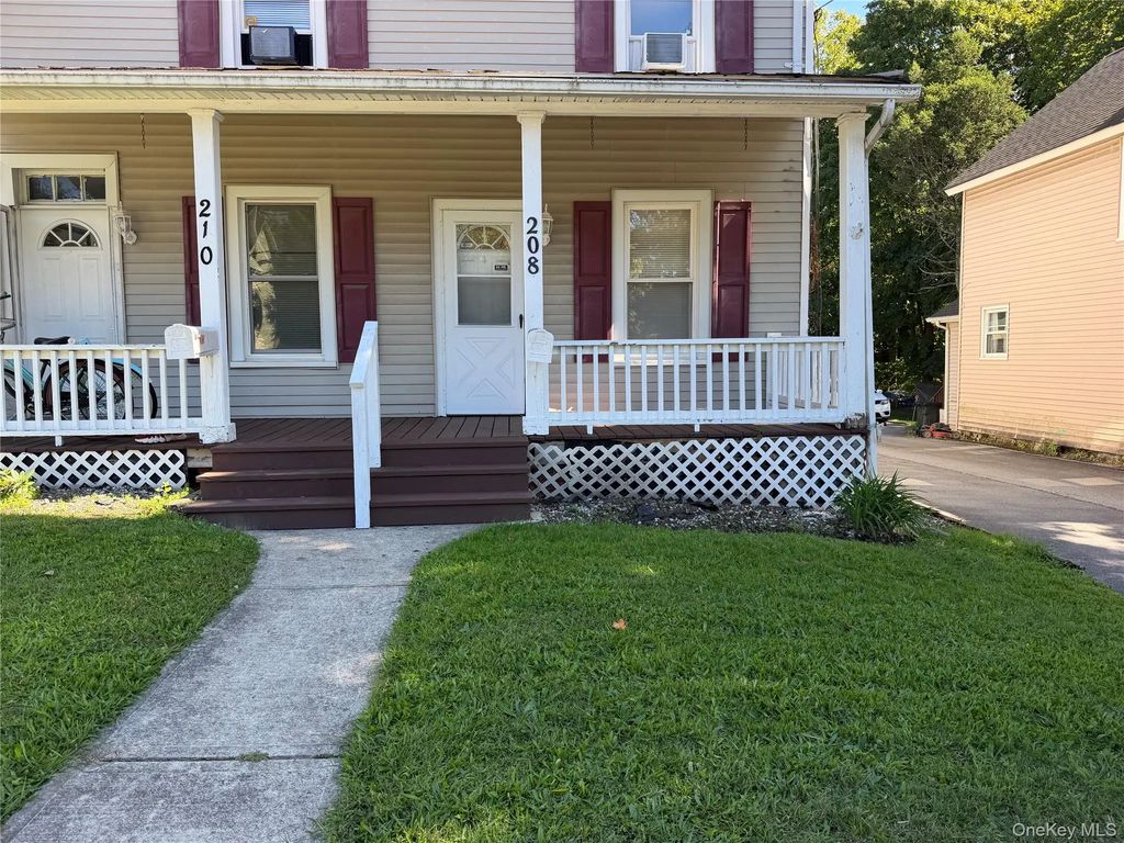 208 Elm Street, Monroe