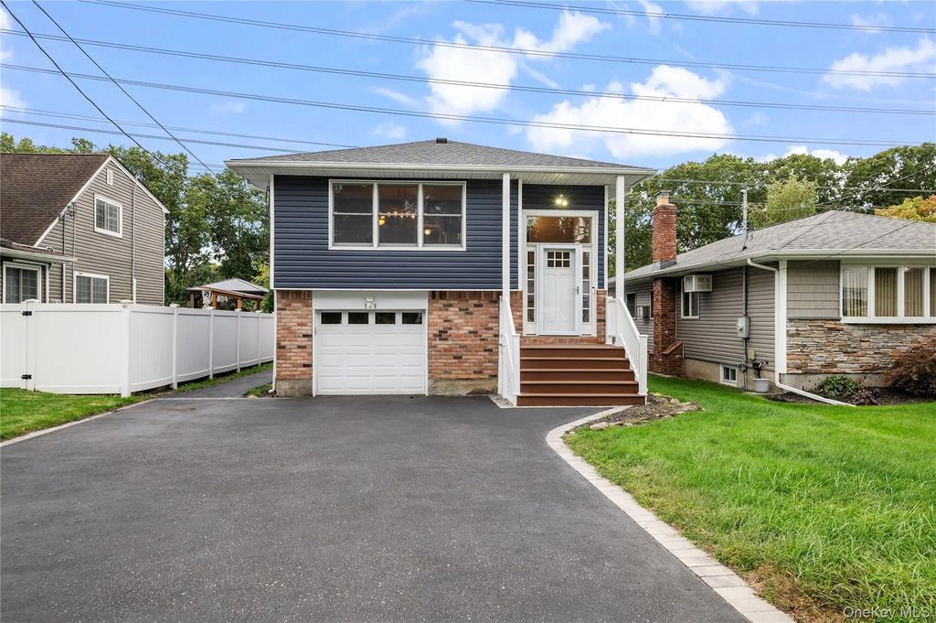 360 Fir Grove Road, Ronkonkoma