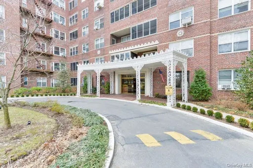 67-38 108th Street # B52, Forest Hills